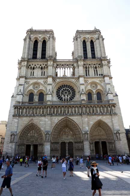 Image N°13 de Paris : visite à pied du centre-ville avec accès réservé à Notre-Dame activité à Paris, publiée par le prestataire