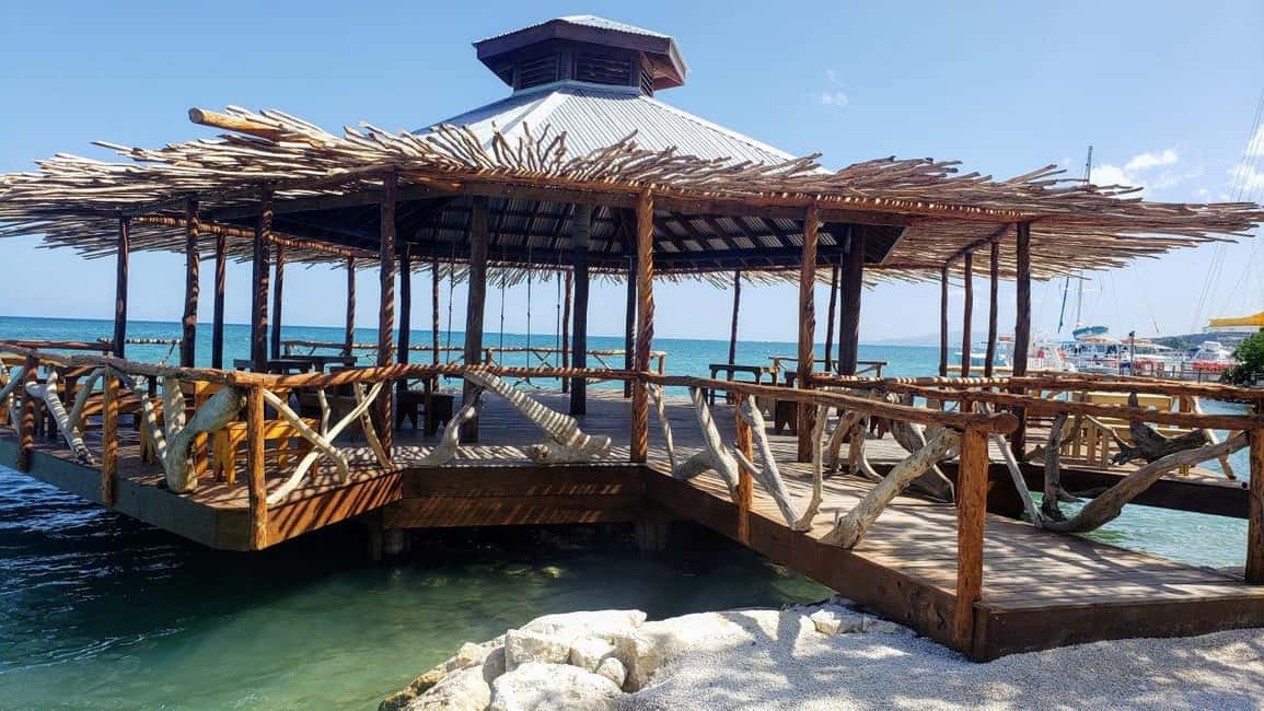 imagem n.15 de Montego Bay/Negril/Lucea: Passe de Aventura com Acesso Total atividade em Negril, carregada pelo fornecedor