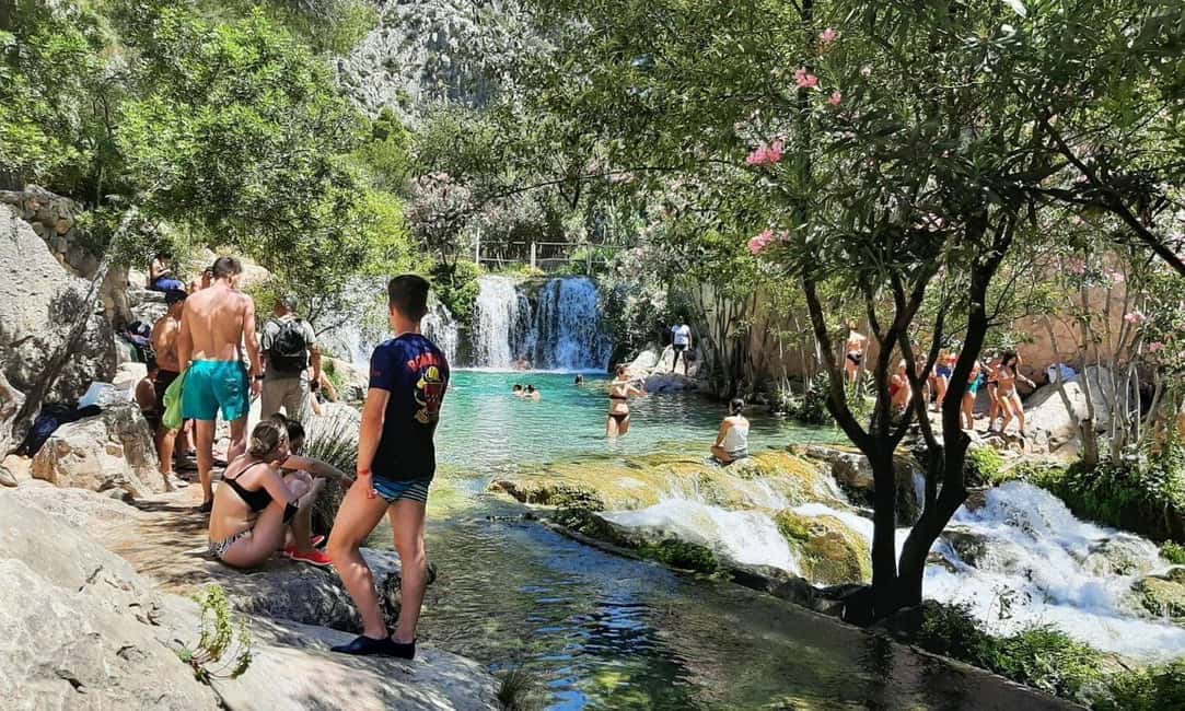 imagen n.º 10 de Desde Alicante/Benidorm: Excursión a las Cascadas de Guadalest y Algar actividad en Callosa de Ensarriá, subida por el proveedor