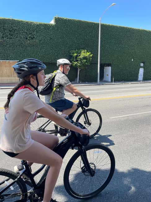 imagen n.º 28 de Los Angeles Recorrido guiado en bicicleta eléctrica por Beverly Hills actividad en Los Ángeles, subida por el proveedor