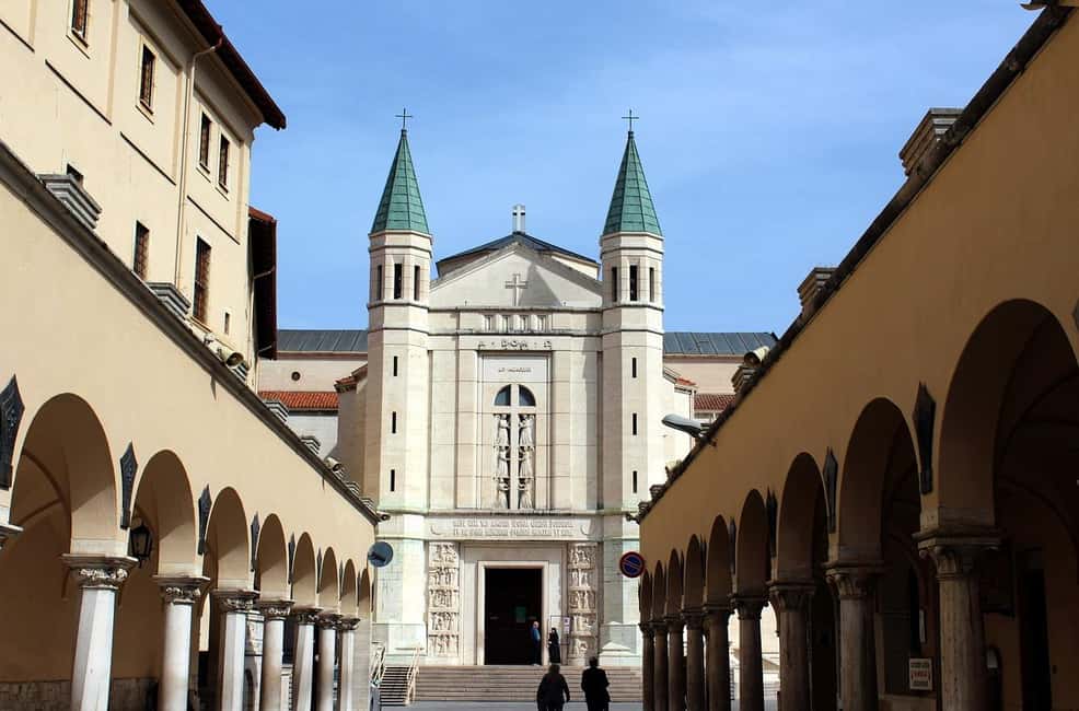 imagem n.1 de Transfer Assisi para Cascia, Roccaporena e Norcia atividade em Cássia, carregada pelo fornecedor