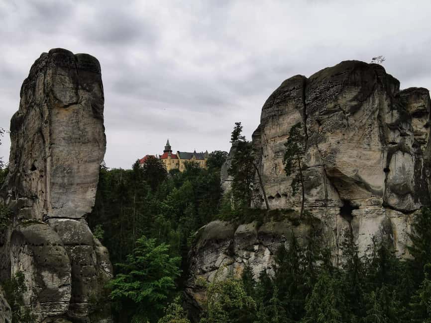 imagem n.4 de De Praga: Viagem de 1 dia ao Paraíso Boêmio com caminhada guiada atividade em Praga, carregada pelo fornecedor