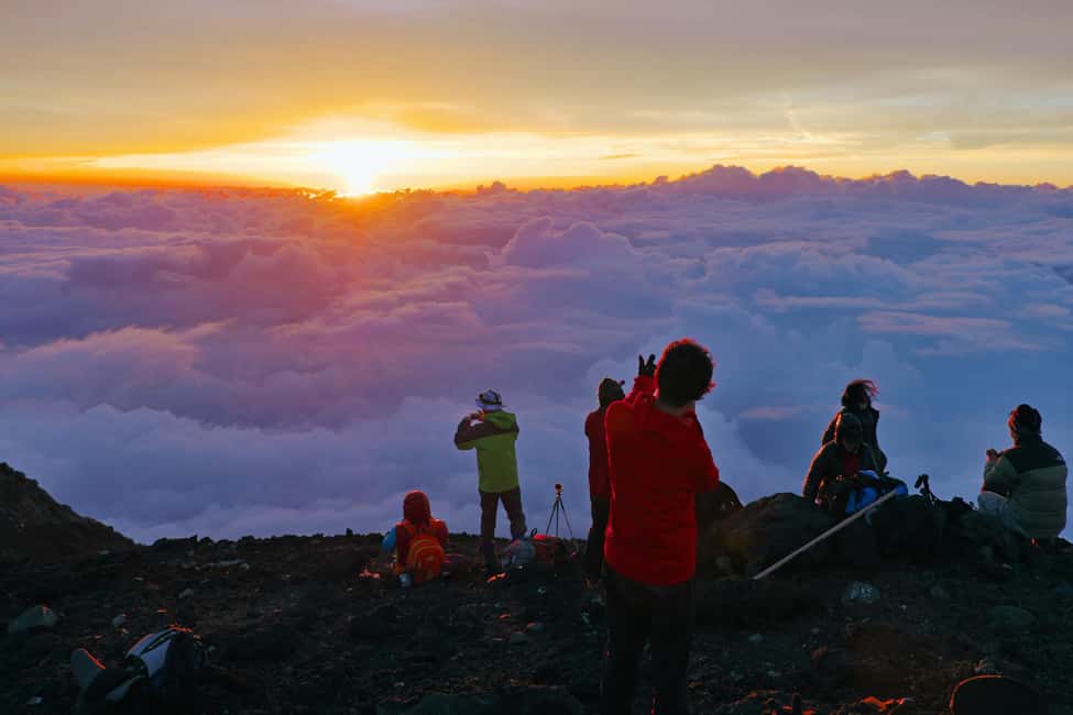 image n.16 of Mt. Fuji: 2-Day Climb with Hut Stay, Meals, and Hot Springs activity in Fujinomiya, uploaded by supplier