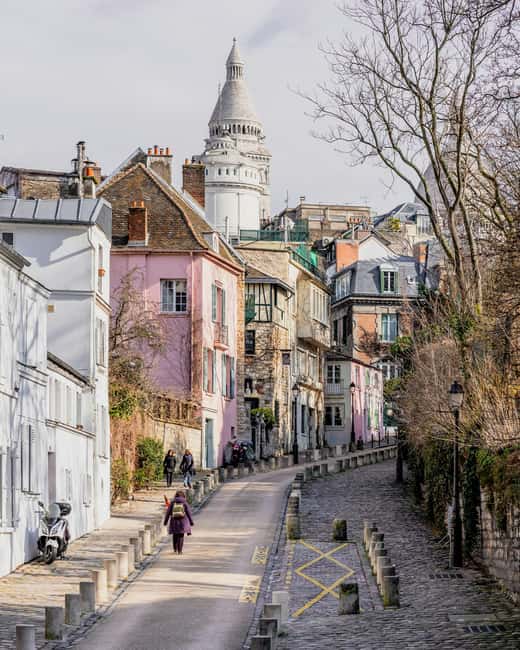 image n.10 of Paris: Montmartre Hidden Gems and Highlights Walking Tour activity in Paris, uploaded by supplier