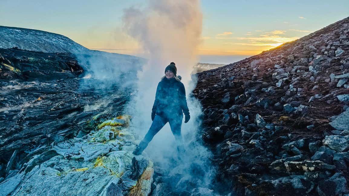 image n.7 of Fagradalsfjall Volcano Hike – Small Group with Local Guide activity in Reykjanes Peninsula, uploaded by supplier