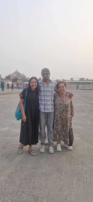 image n.3 of Delhi: Akshardham Temple Tour with Light and Water Show activity in New Delhi, uploaded by supplier