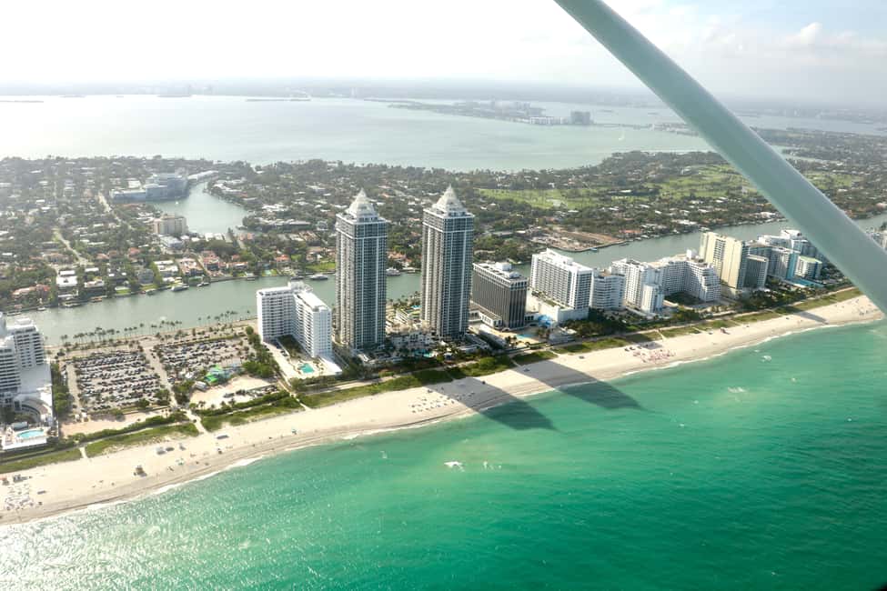 image n.11 of Miami Beach: South Beach Private Airplane Tour with Drinks activity in Miami, uploaded by supplier