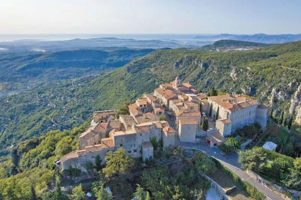 image n.6 of From Nice: A Day in Provence activity in Cannes, uploaded by supplier