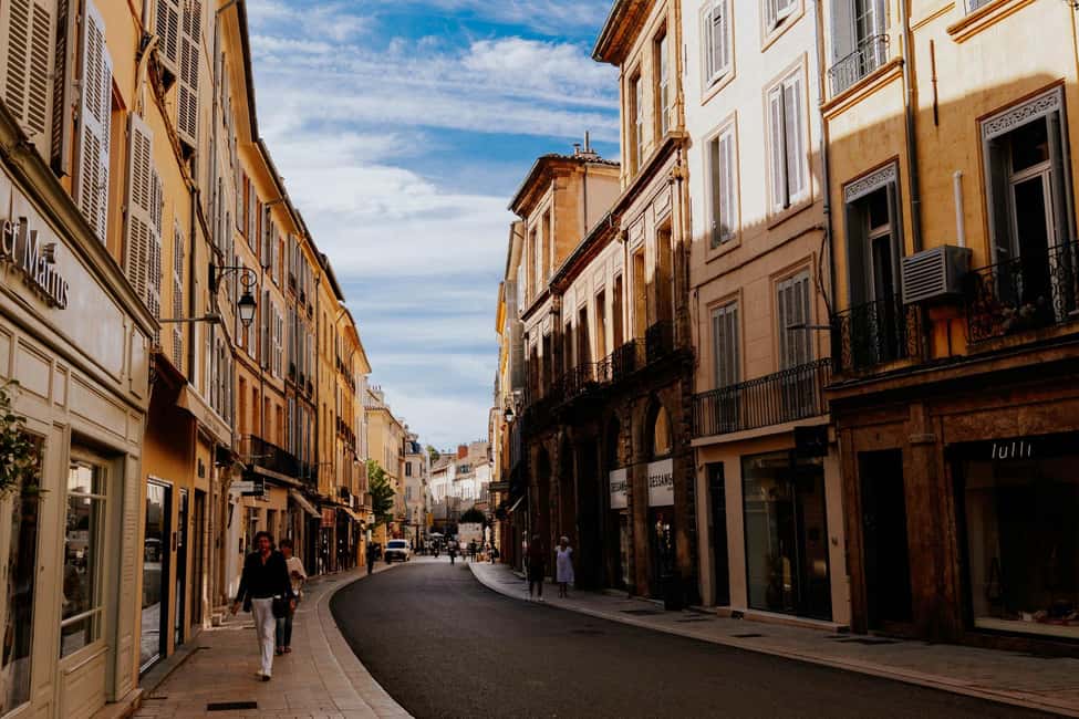 imagem n.24 de A riqueza da Provença num só dia - viagem privada personalizável atividade em Les Baux-de-Provence, carregada pelo fornecedor