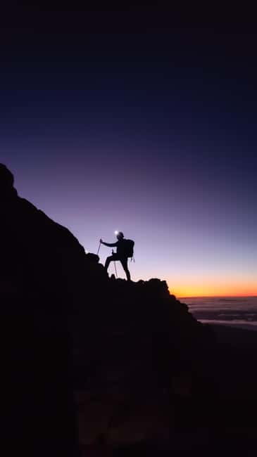 image n.4 of Tenerife: Teide Night Hike to Watch Sunrise and Shadow activity in Canary Islands, uploaded by supplier
