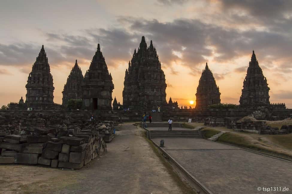 image n.7 of Yogyakarta: Borobudur sunrise(guarantee climb up)& Prambanan activity in Yogyakarta, uploaded by supplier