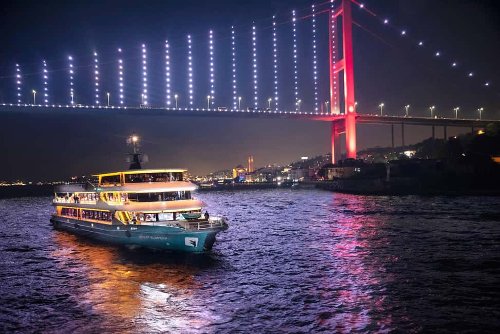 bild nr.8 av Istanbul: Middagskryssning på Bosporen med turkisk nattföreställning aktivitet i Istanbul, uppladdad av arrangören