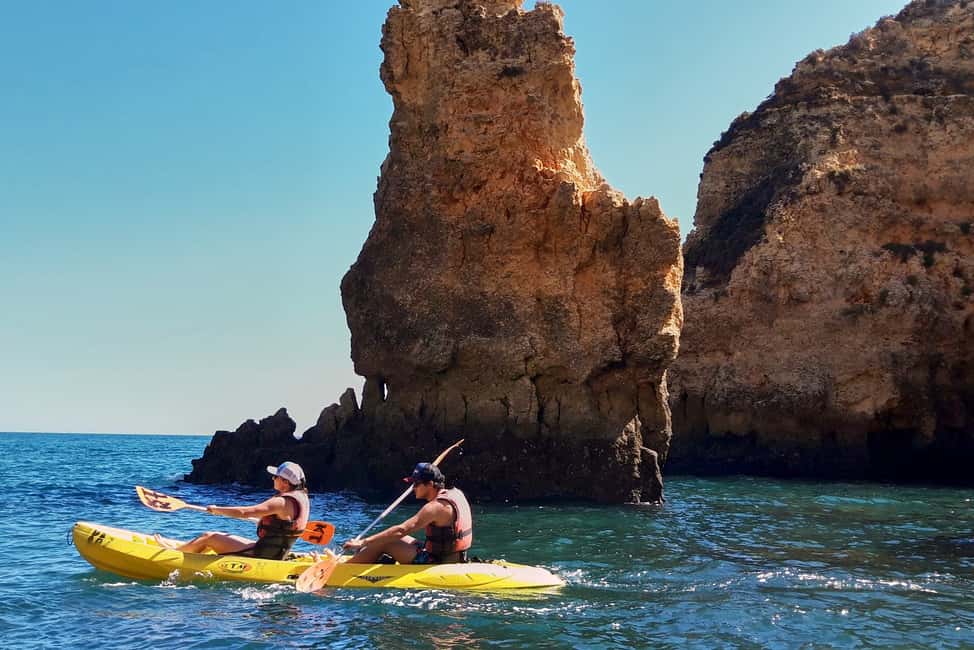 imagen n.º 1 de Lagos: tour guiado en kayak actividad en Lagos, Portugal, subida por el proveedor