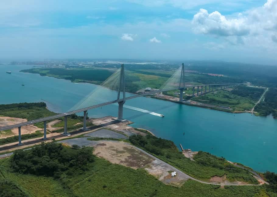 image n.10 of Panama City: Old and New Panama Canal Locks Private Tour activity in Colón, uploaded by supplier