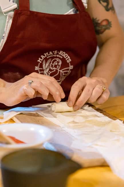 Image N°10 de Athènes : Cours de cuisine à la maison de pierre de Kerameikos activité à Athènes, publiée par le prestataire