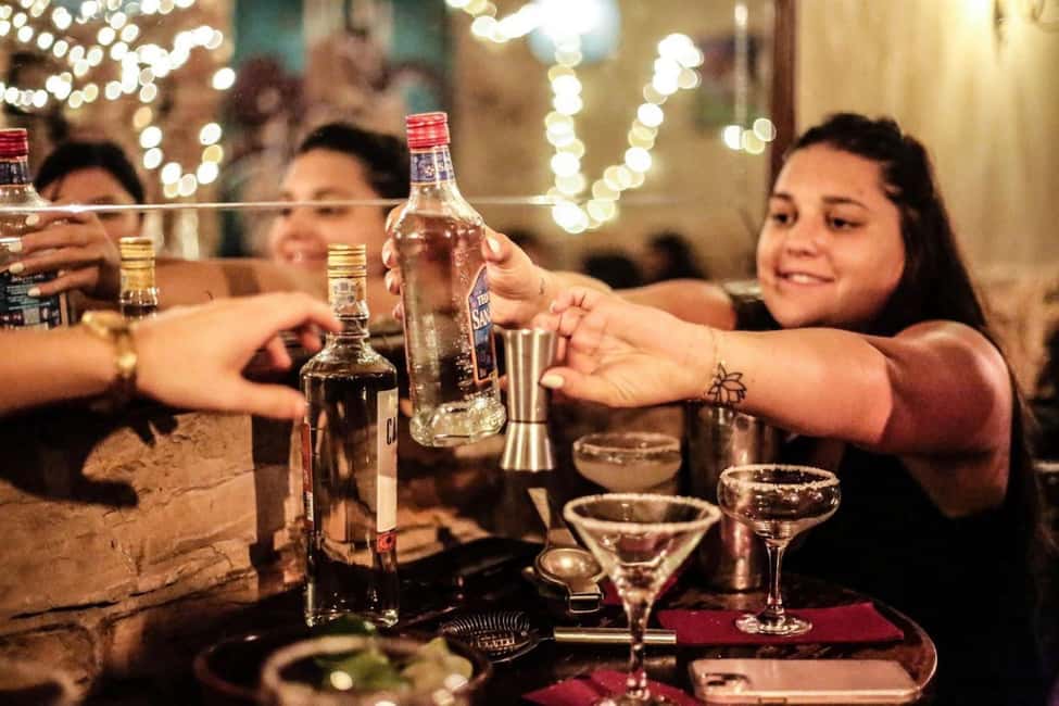 Bild Nr. 12 von Barcelona: Cocktail-Meisterkurs vom Mixologen mit Tapas Aktivität in Barcelona, hochgeladen vom Anbieter