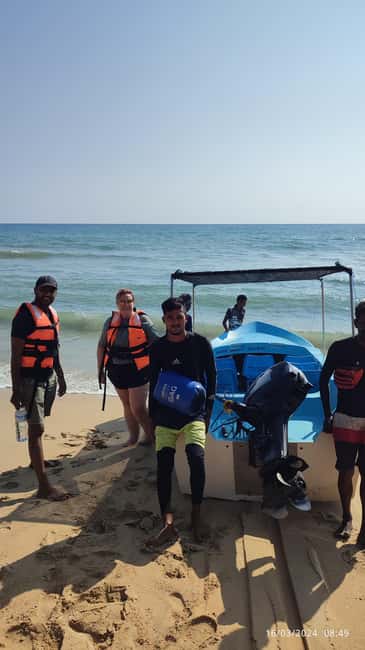 image n.5 of Trincomalee: Dolphin & Whale Watching Boat Tour activity in Nilaveli, uploaded by supplier