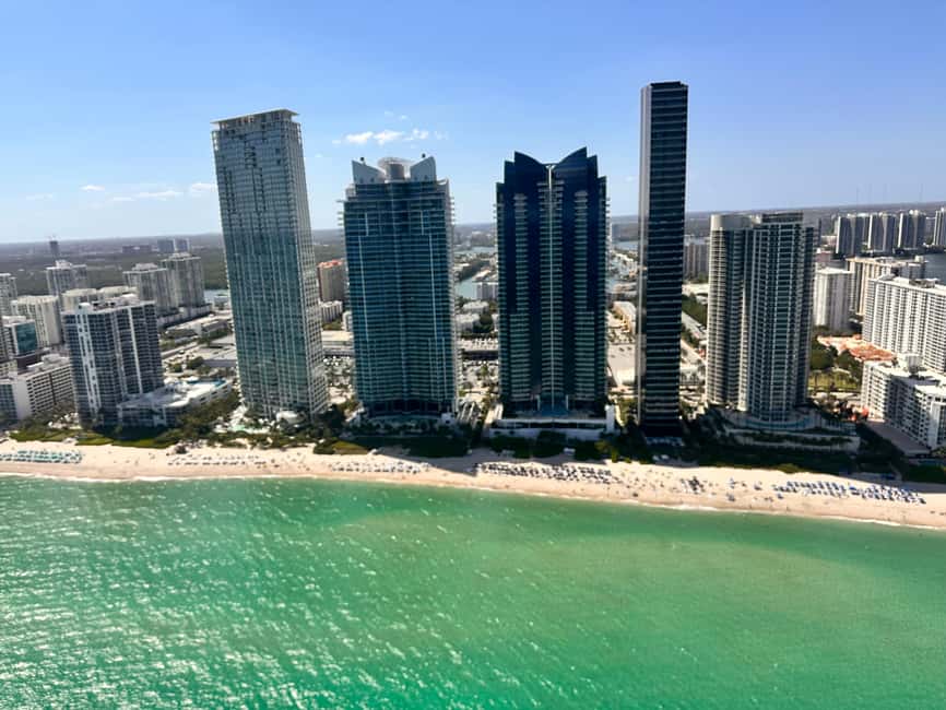 imagen n.º 9 de Excursión en helicóptero al atardecer: Fort Lauderdale-Miami Beach actividad en Fort Lauderdale, subida por el proveedor