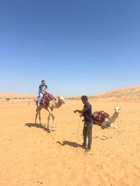 Immagine nº 10 di Muscat: giro in cammello al tramonto nel deserto di Bidiya con trasferimento attività a Regione al-Sharqiyya, caricata dal fornitore