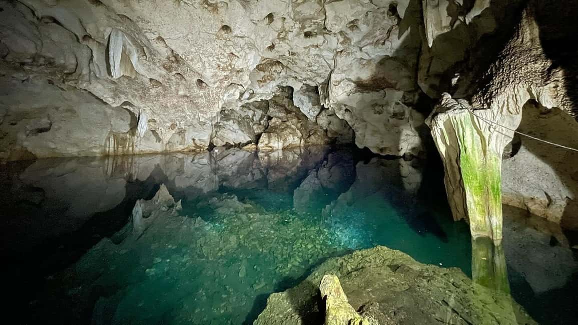 imagem n.21 de Excursão e transporte para as cavernas Green Grotto atividade em Clarendon, carregada pelo fornecedor