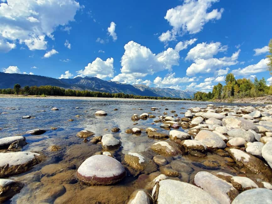 image n.10 of Jackson Hole: Snake River Scenic Float Tour with Chairs activity in Wyoming, uploaded by supplier