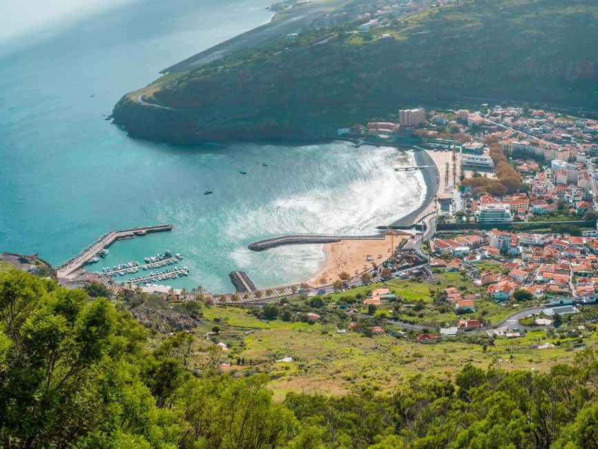 image n.18 of Madeira: Arieiro, Santana, Ponta de São Lourenço Jeep Tour activity in Madeira, uploaded by supplier