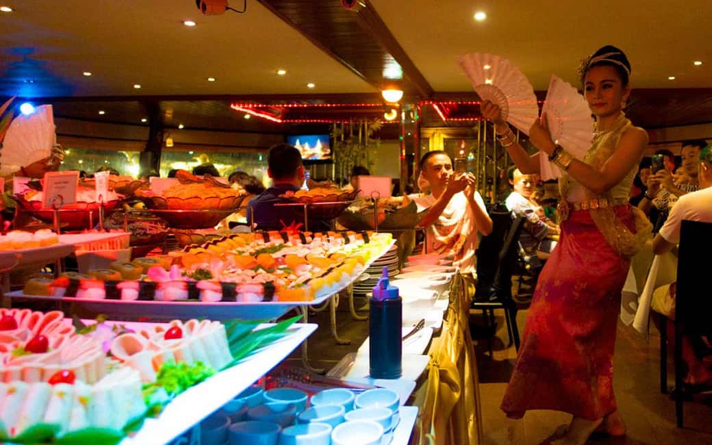 image n.5 of Bangkok: Luxury White Dinner Cruise with Free Flow Beer activity in Bangkok, uploaded by supplier