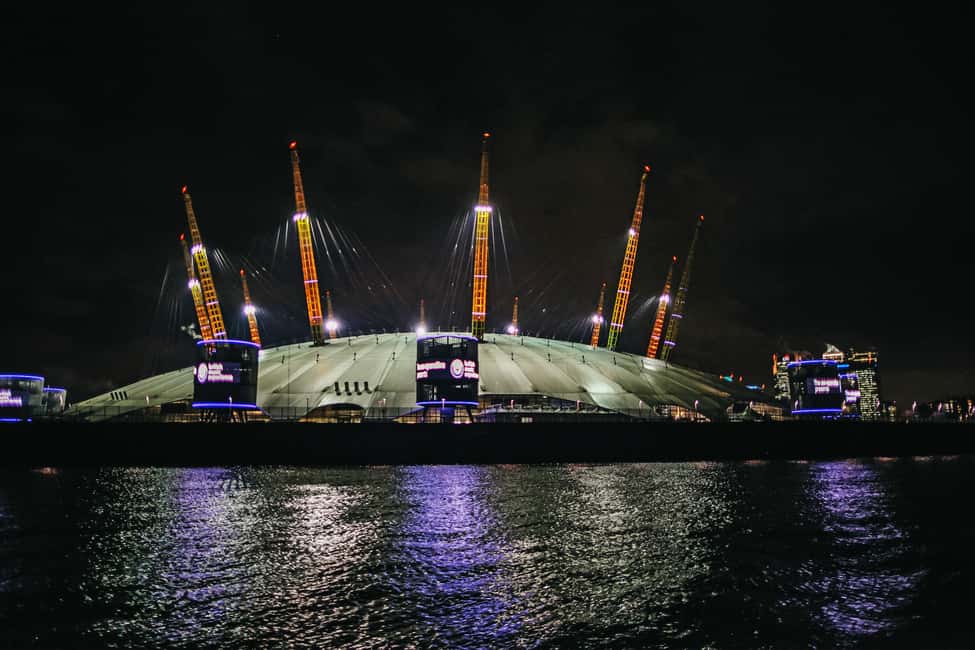 Image N°10 de Londres : Dîner-croisière sur la Tamise activité à Royaume-Uni, publiée par le prestataire