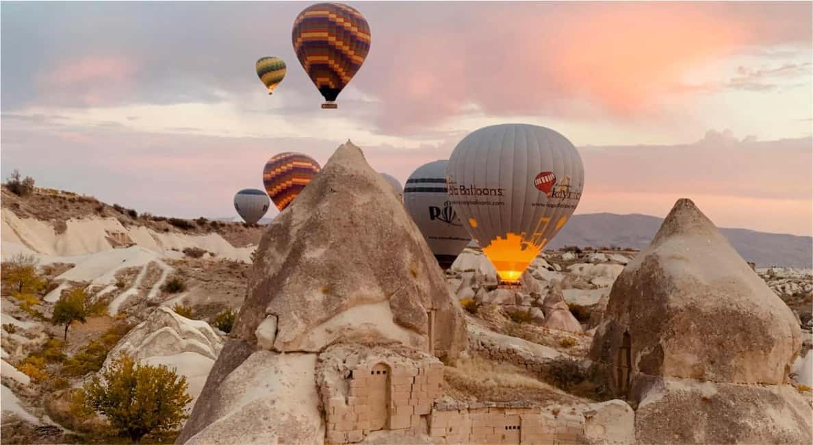Image N°26 de Cappadoce : Vol en montgolfière à Goreme au-dessus des Fairychimneys activité à Göreme, publiée par le prestataire