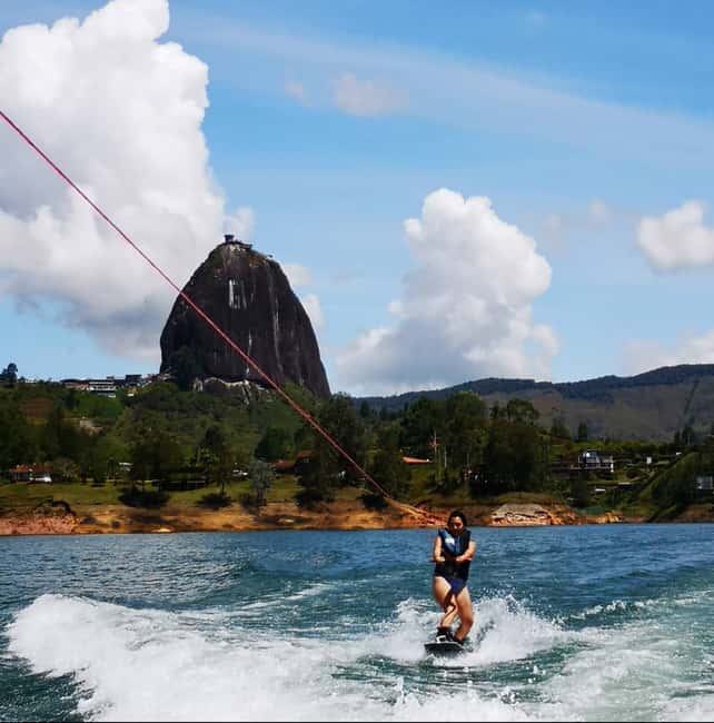 image n.4 of From Guatape: 1-Hour Wakeboarding activity in Guatapé, uploaded by supplier