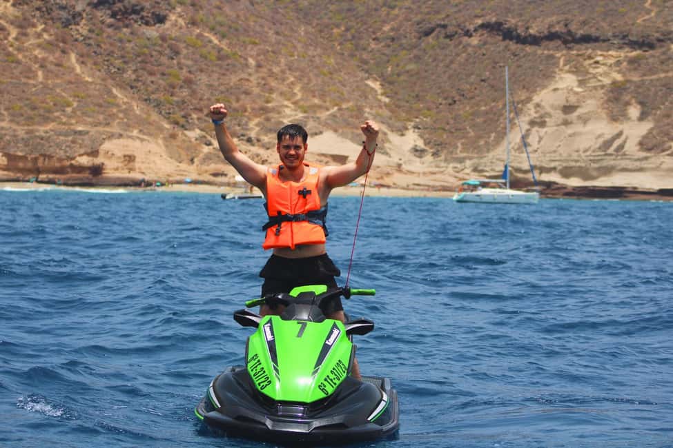 billede nr.6 af aktiviteten Puerto Colón: Kawasaki jetski-tur langs Tenerifes kyst i Costa Adeje, uploadet af udbyder