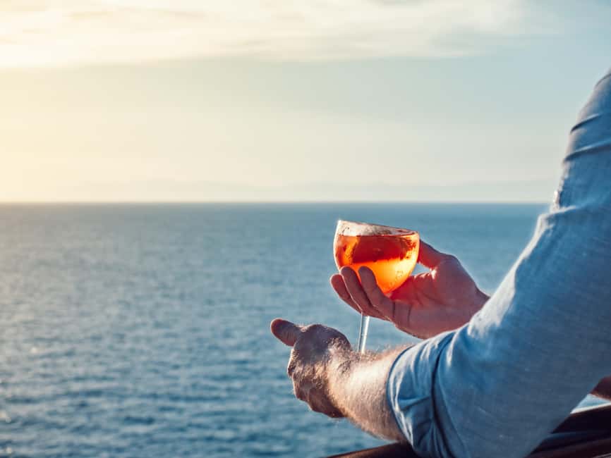 image n.1 of Cinque Terre: Sunset boat tour with aperitifs activity in Porto Venere, uploaded by supplier
