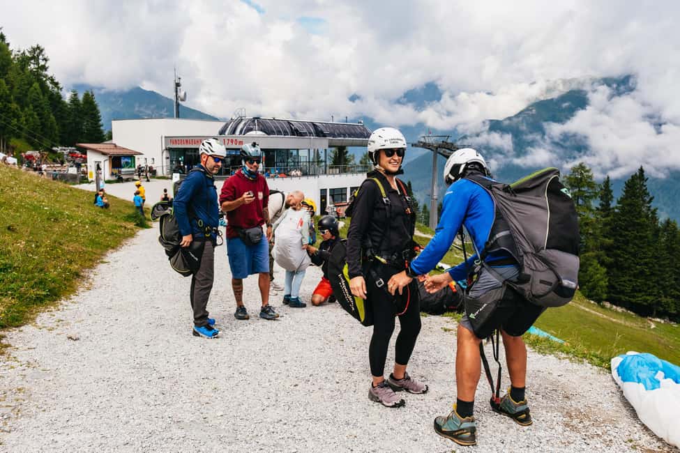imagem n.4 de Neustift im Stubaital: Voo de Parapente Tandem atividade em Tirol, carregada pelo fornecedor