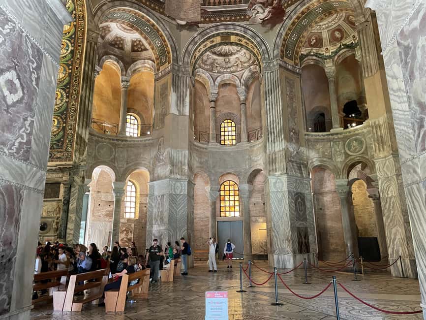 Immagine nº 13 di Ravenna: tour privato esclusivo a piedi con un esperto locale attività a Ravenna, caricata dal fornitore