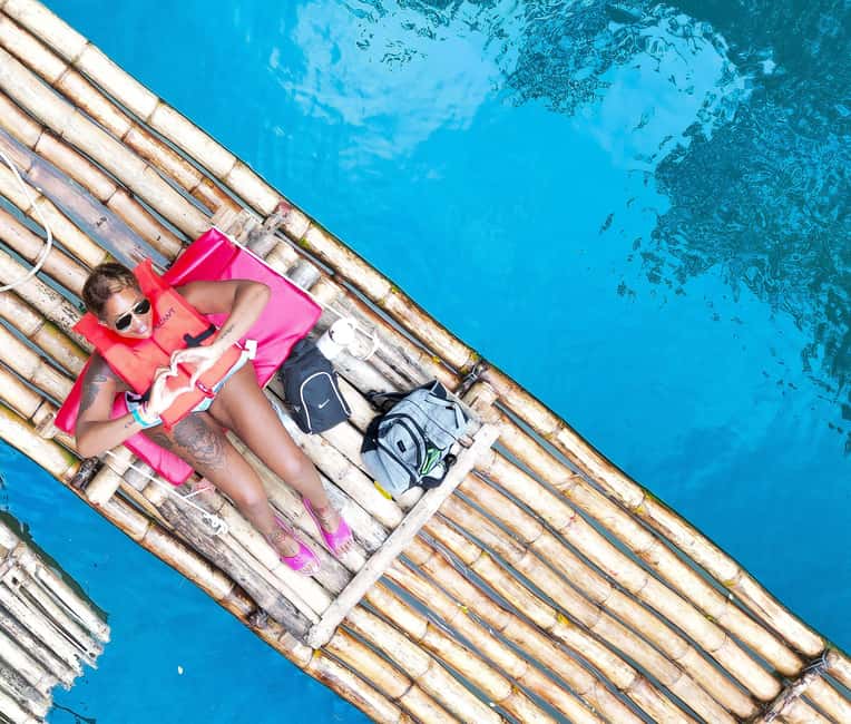 imagem n.2 de Pacote turístico combinado de rafting em Martha Brae e Luminous Lagoon atividade em Falmouth, carregada pelo fornecedor