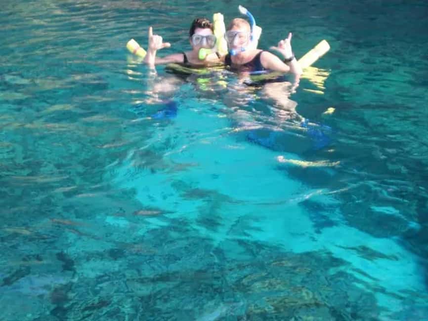 image n.2 of Kona: Captain Cook Snorkel Tour activity in Honaunau-Napoopoo, uploaded by supplier