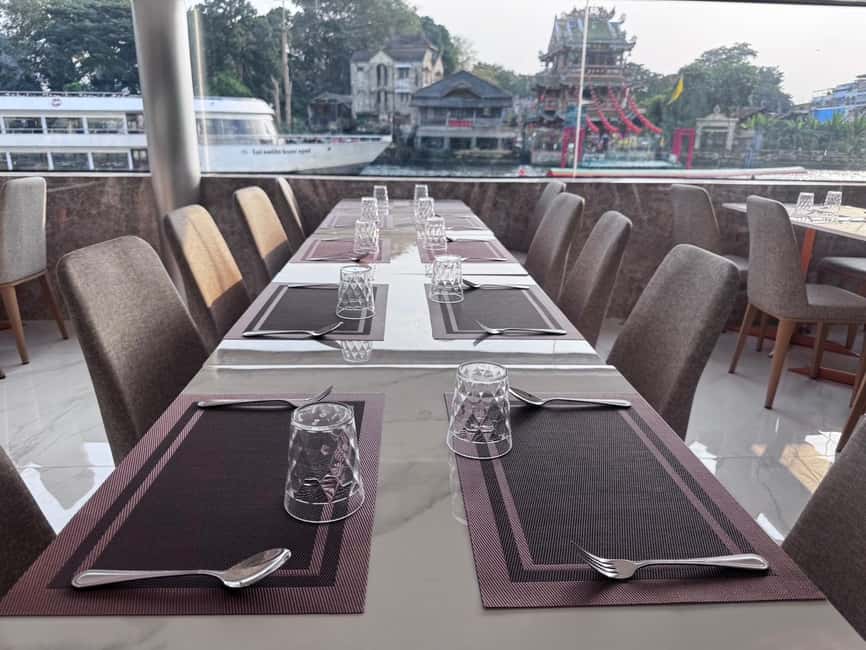 image n.18 of Bangkok: Luxury White Dinner Cruise with Free Flow Beer activity in Bangkok, uploaded by supplier