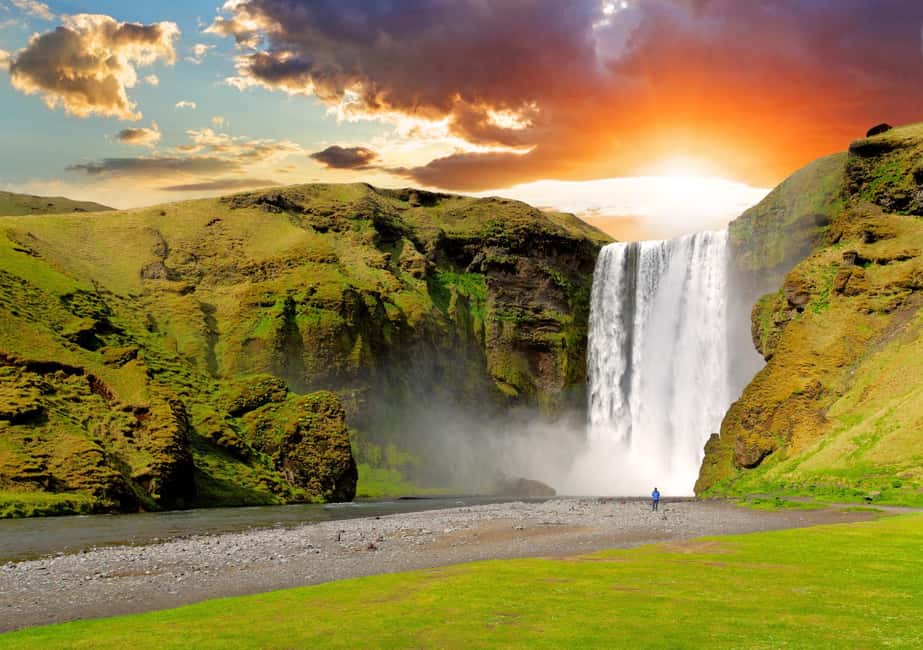 image n.7 of Private Glacier Lagoon & Diamond Beach Tour activity in Northeastern Region, Iceland, uploaded by supplier