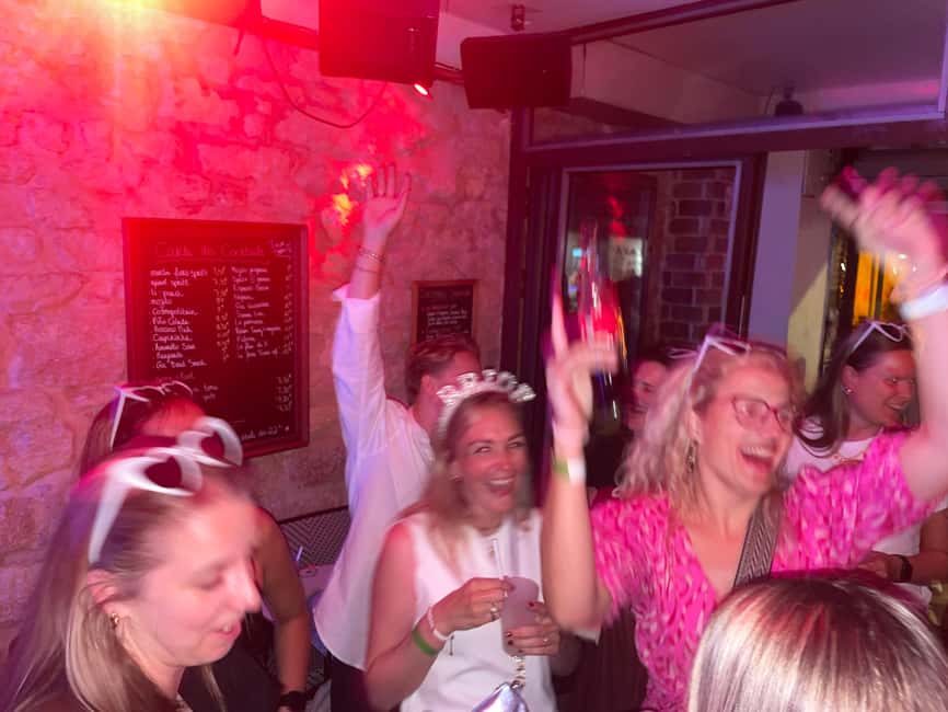 Image N°11 de Tournée des bars internationaux à Lille avec shots gratuits et jeux amusants activité à Lille, publiée par le prestataire