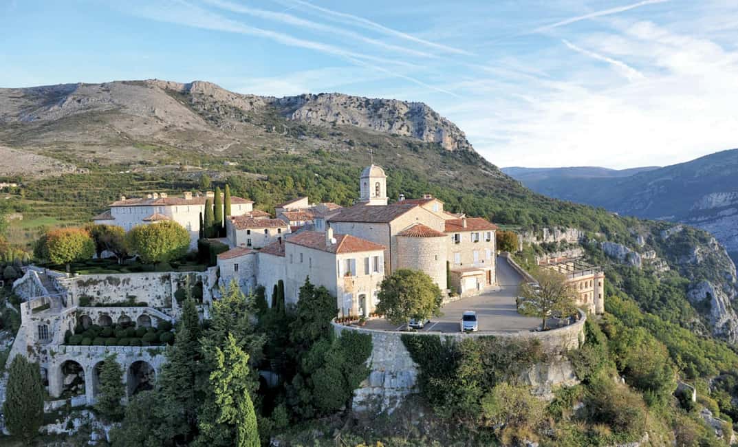 image n.5 of From Nice : Gourdon, St-Paul de Vence, Tourettes & Grasse activity in Tourrettes-sur-Loup, uploaded by supplier