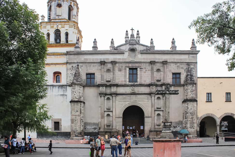 image n.15 of CDMX: Xochimilco, Coyoacan, Frida Kahlo Museum & Murals Tour activity in Mexico City, uploaded by supplier
