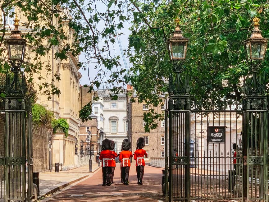 imagem n.6 de Londres: Visita a Westminster e à Mudança da Guarda atividade em Londres, carregada pelo fornecedor