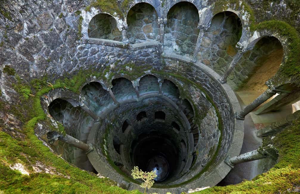 Image N°3 de Depuis Lisbonne : Visite d'une jounée de Sintra et du Palais de Pena activité à Sintra, publiée par le prestataire