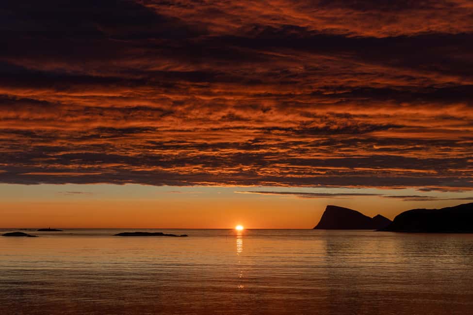 bild nr.4 av Tromsö: Fjordar och Sommarøyöarna med laxpicknick aktivitet i Tromsø, uppladdad av arrangören