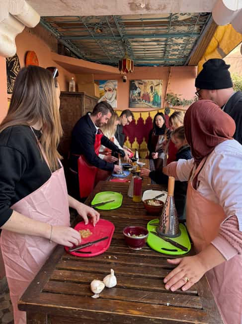 imagen n.º 18 de Marrakech: clase de cocina marroquí con una familia local actividad en Marrakech, subida por el proveedor