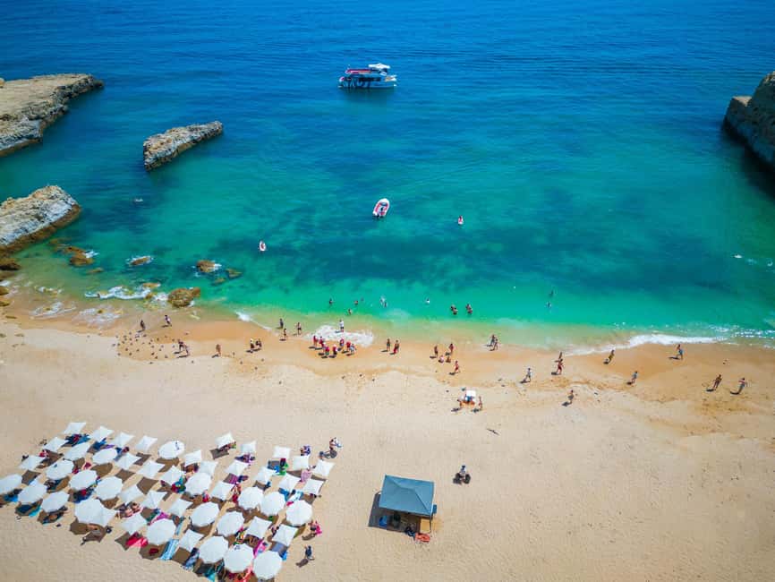 afbeelding n.9 van Albufeira: Rondvaart met strand-BBQ en open bar activiteit in Albufeira, geüpload door aanbieder