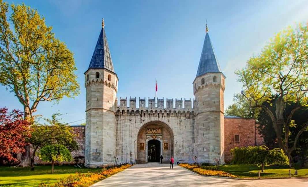 изображение номер 7 мероприятия Стамбул: экскурсия по городу с круизом по Босфору в городе Стамбул, загруженное организатором