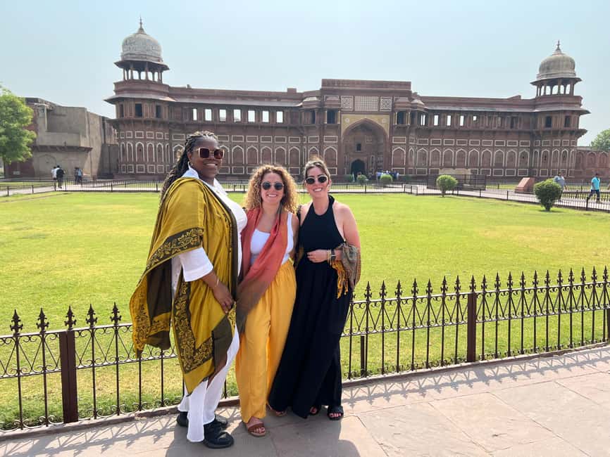 imagem n.13 de De Deli: Excursão privada de um dia ao Taj Mahal e Agra com almoço 5* atividade em Agra, carregada pelo fornecedor