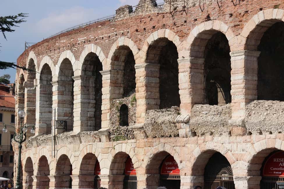 Immagine nº 9 di Da Venezia e Treviso: Tour di Verona e del Lago di Garda attività a Lombardia, caricata dal fornitore