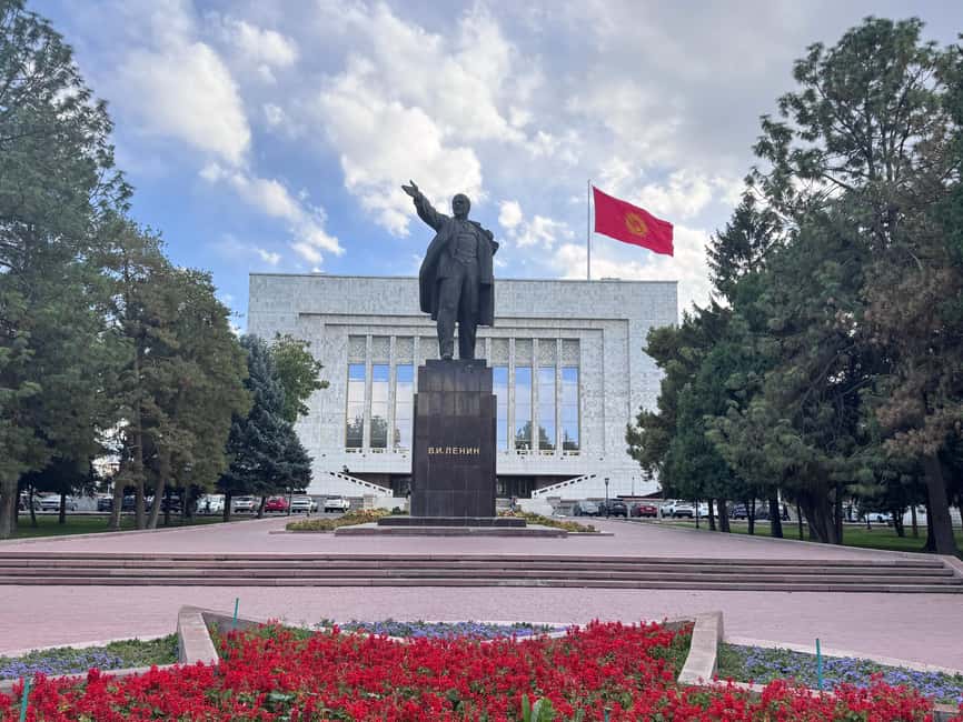 billede nr.3 af aktiviteten Bishkek: Byrundtur (historie, arkitekter, statuer og kultur) i Bishkek-regionen, uploadet af udbyder